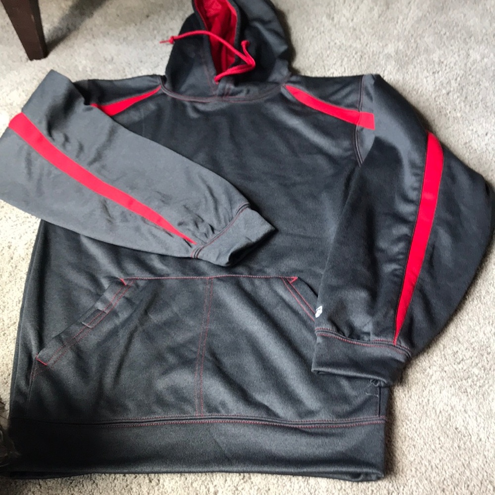 NWOT Men’s performance hoodie!